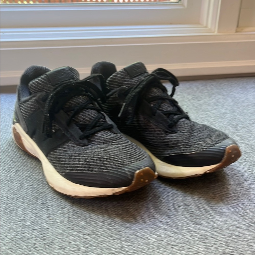 New Balance Big Kids Sneakers - 5.5